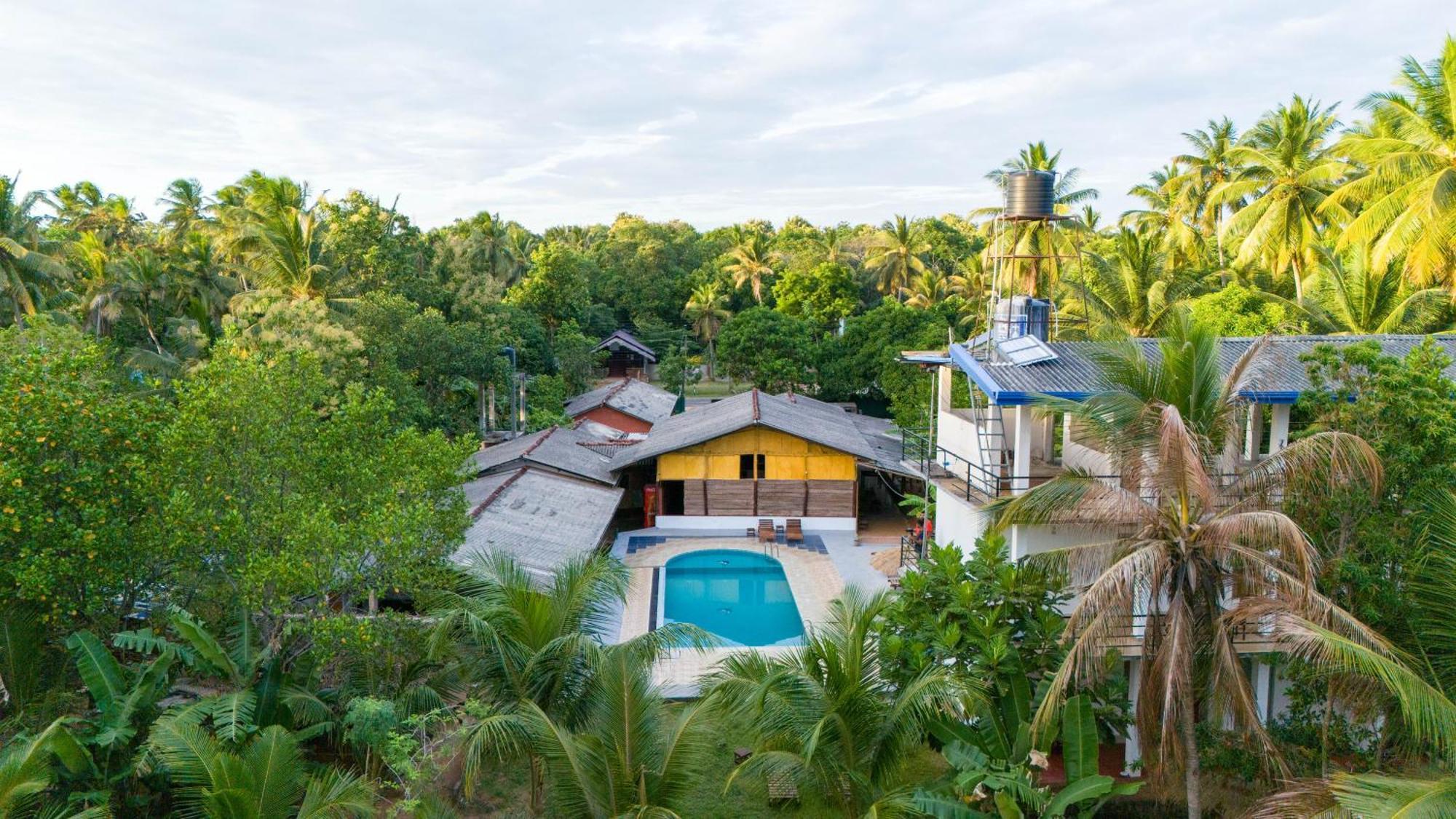 Ayurvedic Lanka Wellness Hotel Moragaswewa エクステリア 写真
